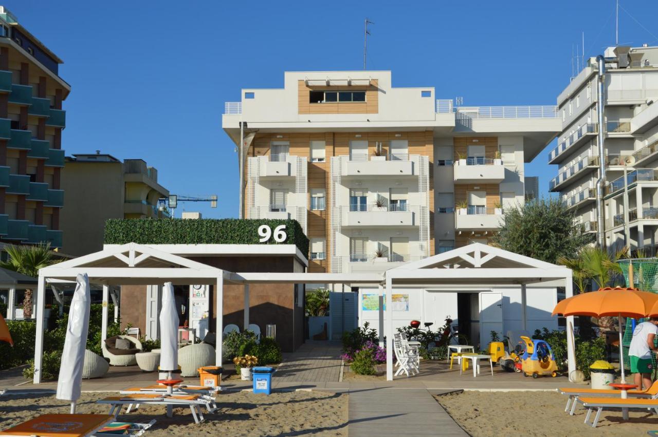 Hotel Record Riccione Extérieur photo