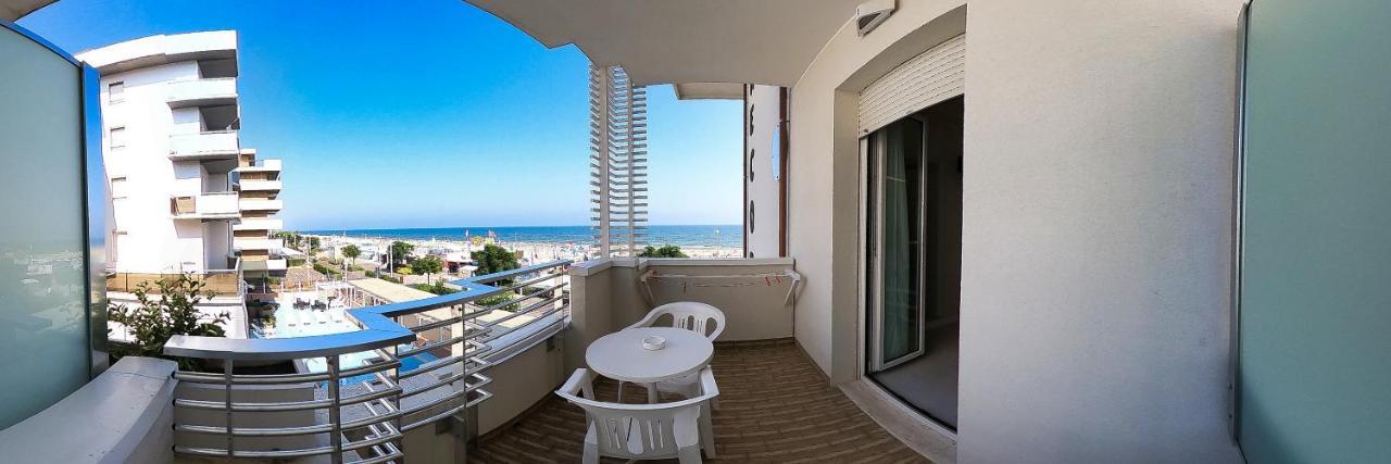 Hotel Record Riccione Extérieur photo
