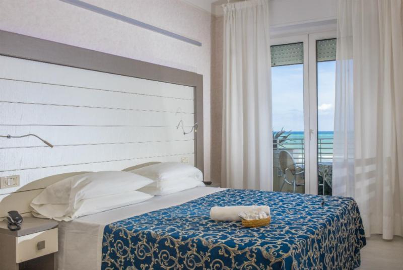 Hotel Record Riccione Extérieur photo