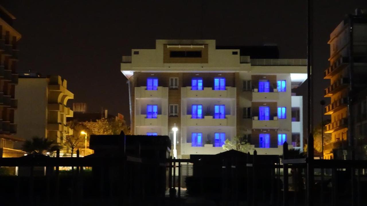 Hotel Record Riccione Extérieur photo